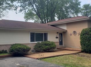3035 Knollwood Ln, Glenview, IL 60025