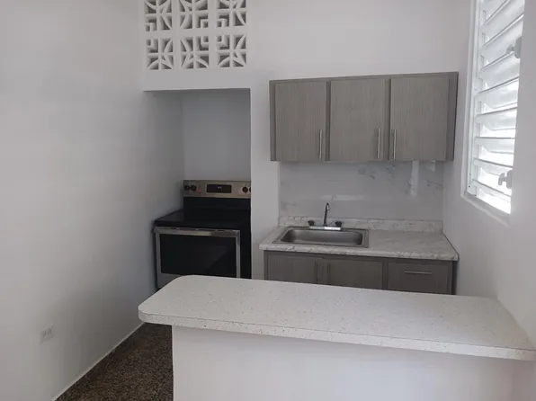 (undisclosed Address), San Juan, PR 00915