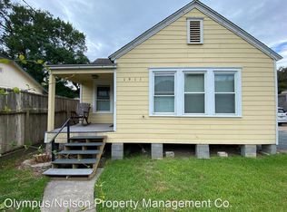 1911 Bradshaw St, Houston, TX 77008