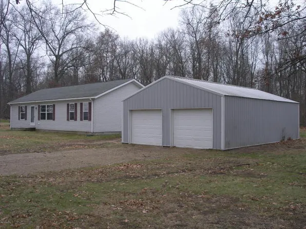 65451 Sevison Rd, Constantine, MI 49042
