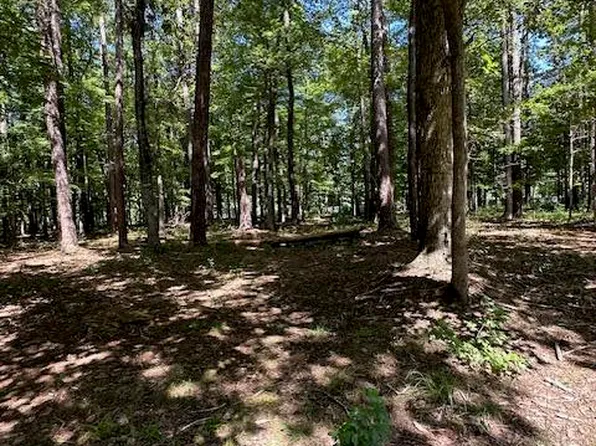 109 Chatooga Court E, Hertford, NC 27944