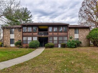 115 Amberly Dr UNIT F, Manalapan, NJ