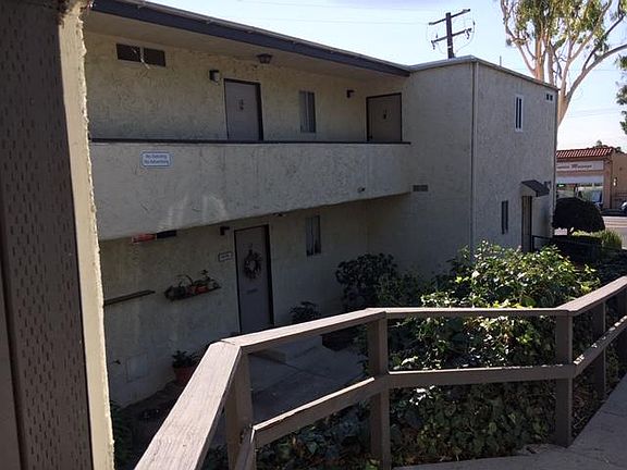 2nd image of 16 Aliso Ln