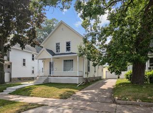 559 Grove St, Oshkosh, WI 54901