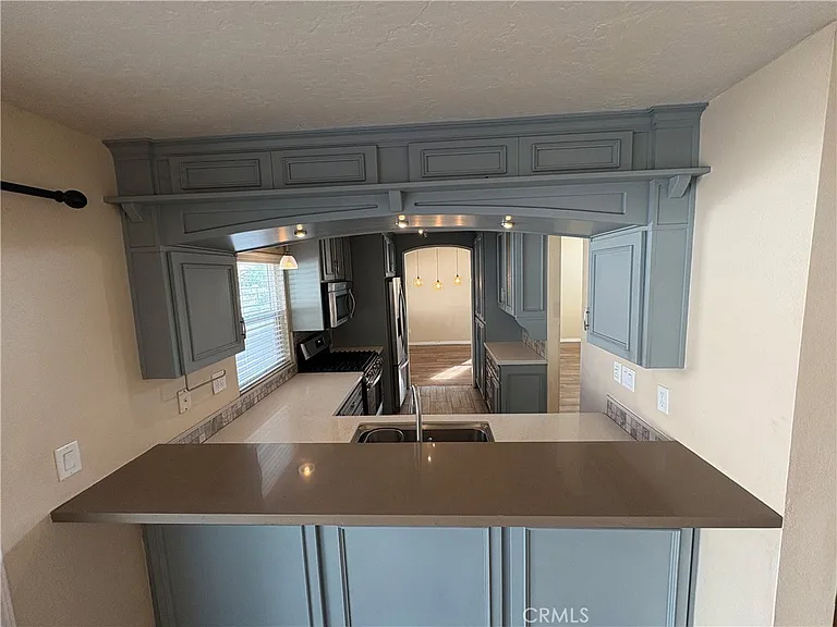 28561 Foxboro Ln — Photo 8
