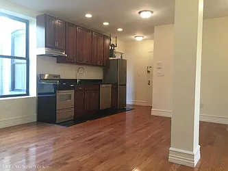 Rented by Living New York