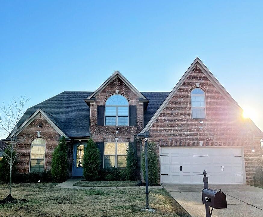 1st image of 13371 Lapstone Ln