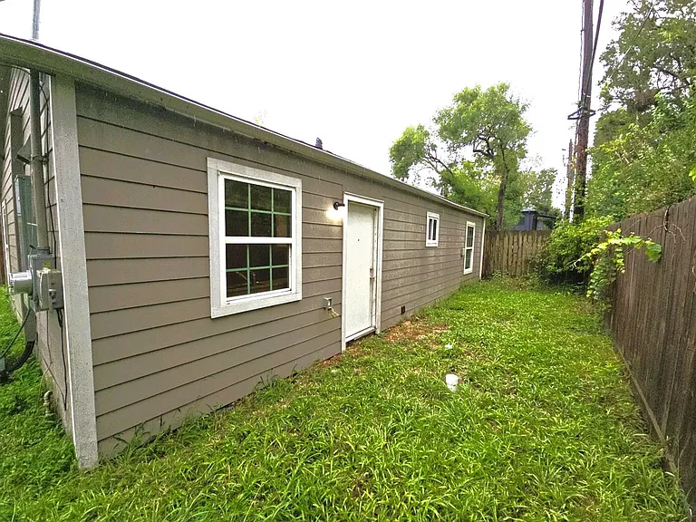 11435 Raincove Dr #B — Photo 25