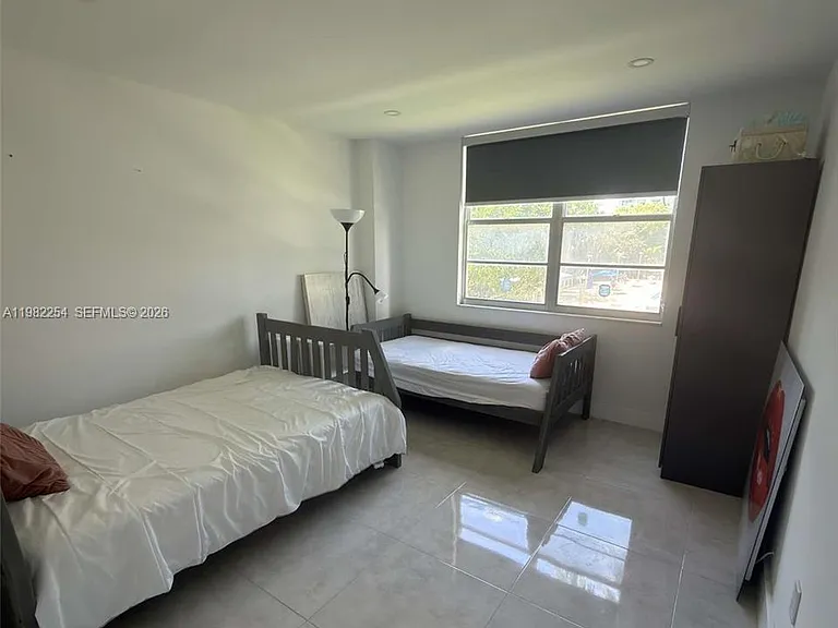 2851 NE 183rd St #212E — Photo 16