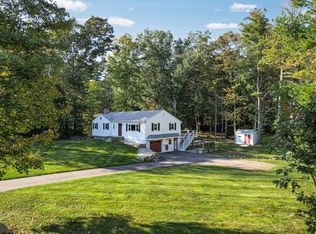 8 W Duston Rd, Salem, NH 03079