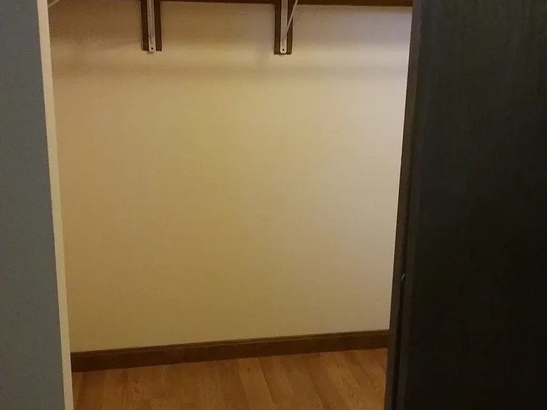 120 Charles Cir #120 — Photo 11