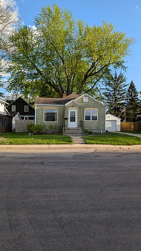 305 Pierce Ave Photo 1