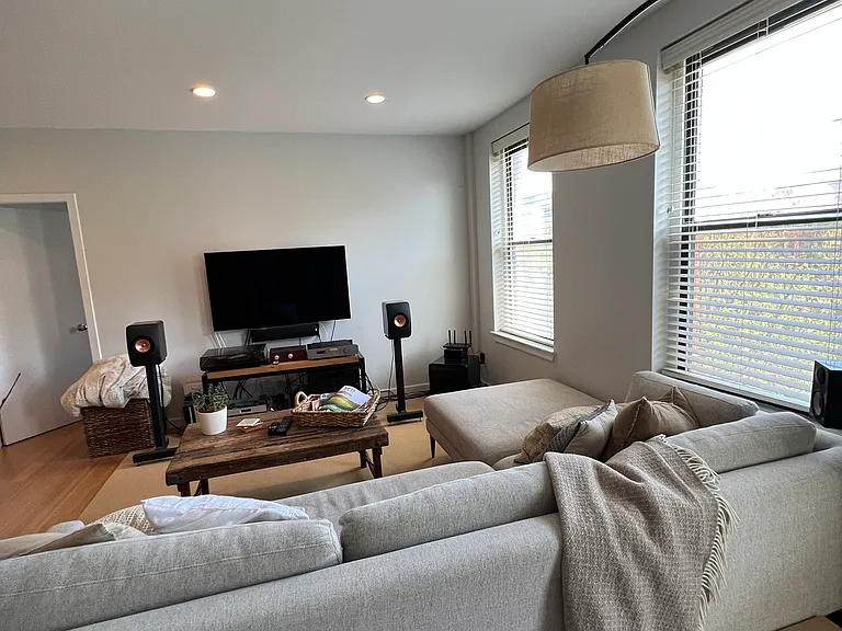 Deacon Court - 1661 Washington Street — Photo 28