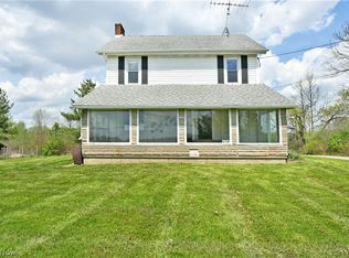 634 Bristol Champion Townline Rd NE, Bristolville, OH 44402