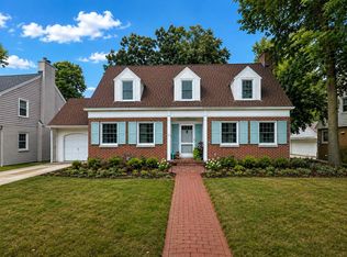 154 N 88th STREET, Wauwatosa, WI 53226