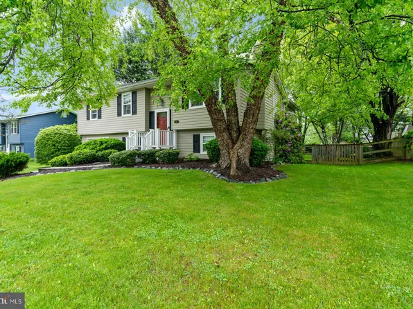 303 Royer Rd, Westminster, MD 21158