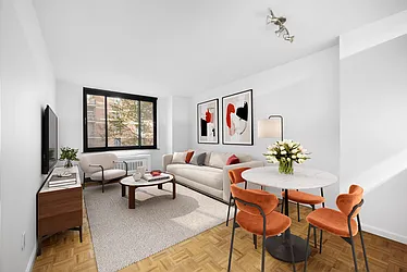 300 Albany Street, #4A