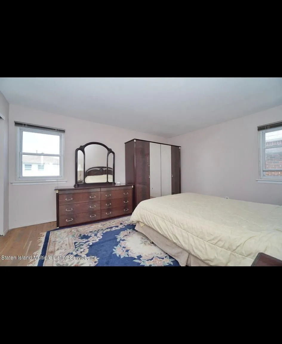 3 bed, 1392 sqft, $3,300 — Photo 4