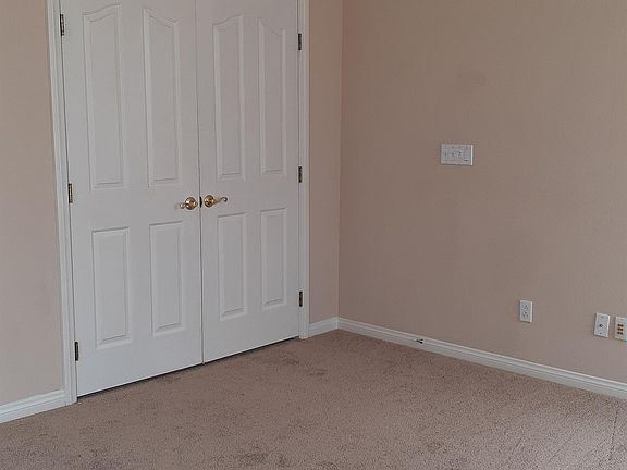 4th image of 908 Sugar Springs Dr