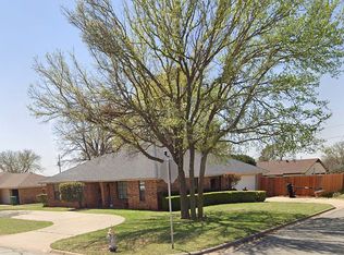 1002 S Preston Rd, Burkburnett, TX 76354