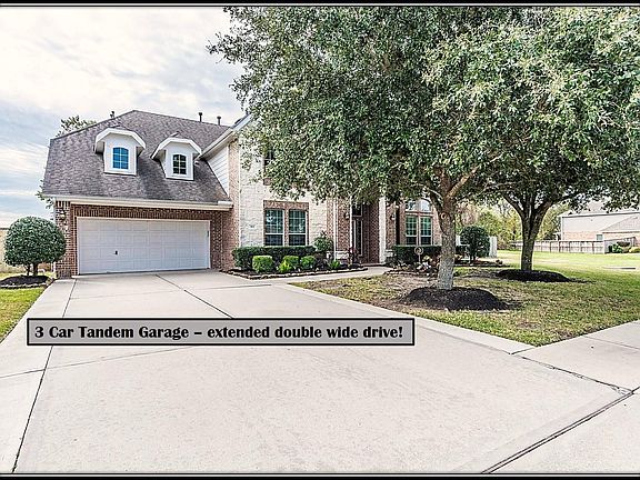 3rd image of 512 Southfield Dr