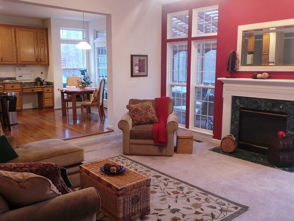 2nd image of 4239 Summer Ridge Ct