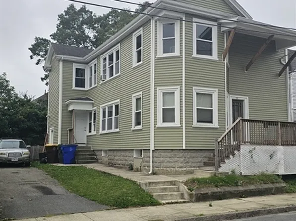 129 Marchand St #2, Fall River, MA 02723