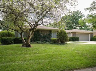 1003 Page Dr, Champaign, IL 61821