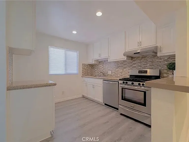 5593 Pioneer Blvd #18 — Photo 6