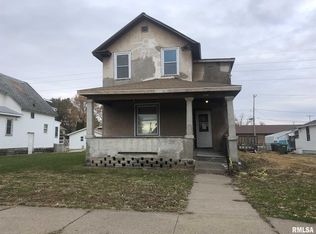 218 2nd Ave S, Clinton, IA 52732