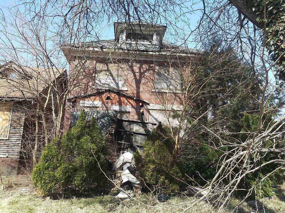 3220 Columbus