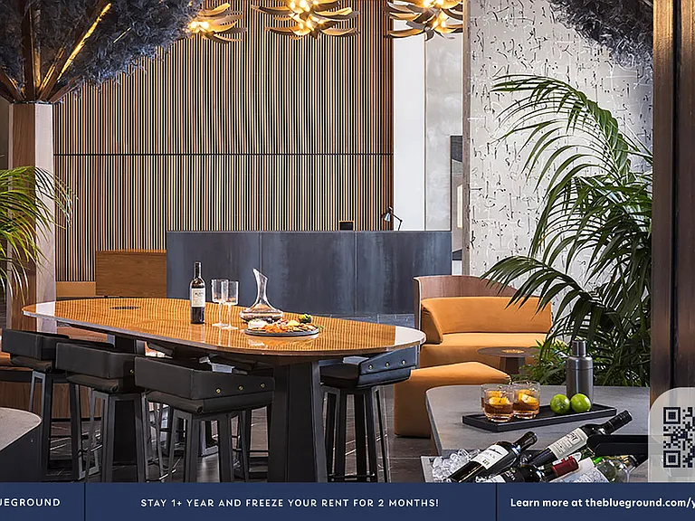 Building's Lounge