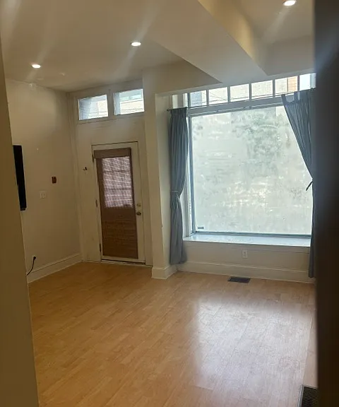 613 N 4th St #1 — Photo 4