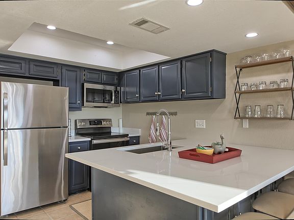 4th image of 157 Comanche Point