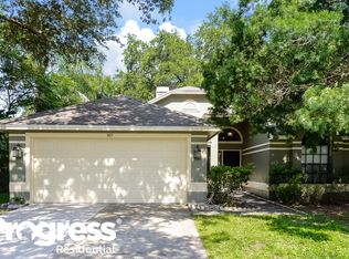 1611 Tailor Rd, Lutz, FL 33559