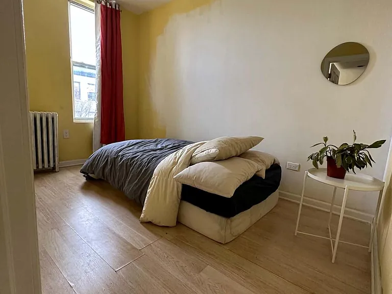 278 Cornelia St #2B — Photo 3