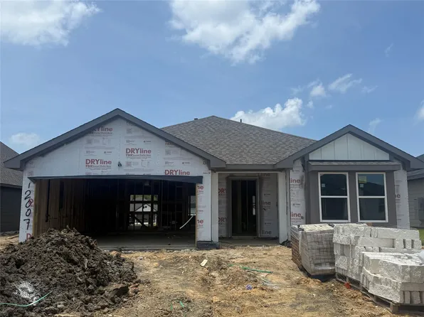 12007 Curlin Dr, Willis, TX 77318