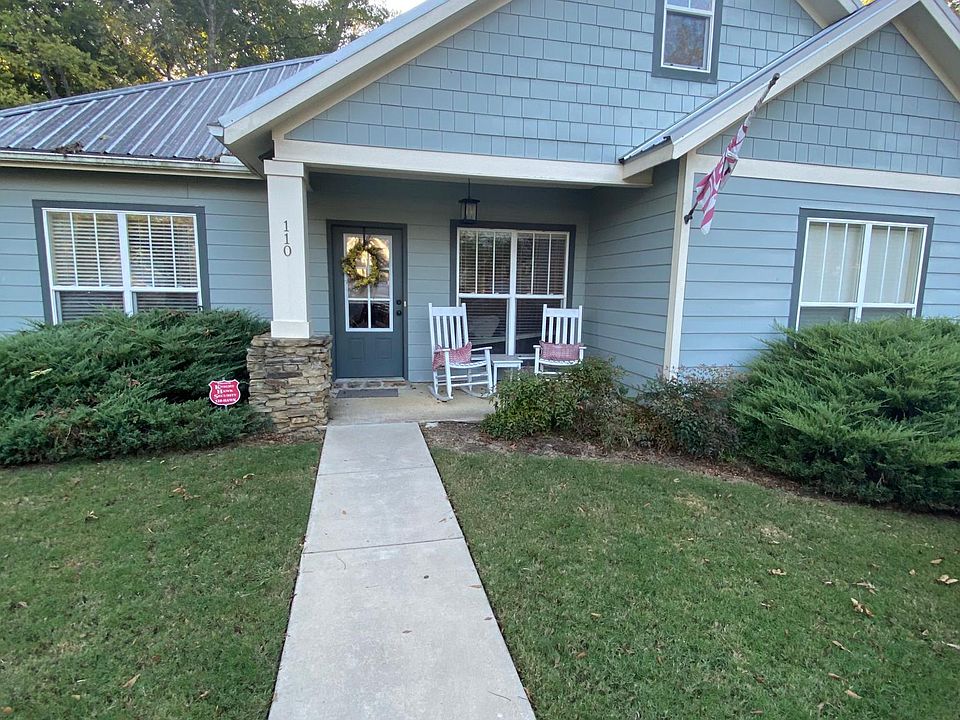 1st image of 110 Roberts Cove Cir