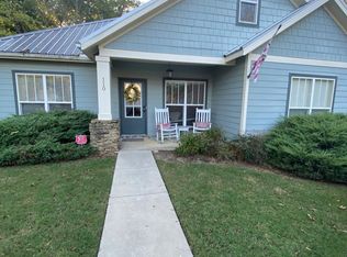 110 Roberts Cove Cir, Starkville, MS 39759