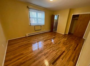31-22 44th St #4, Astoria, NY 11103