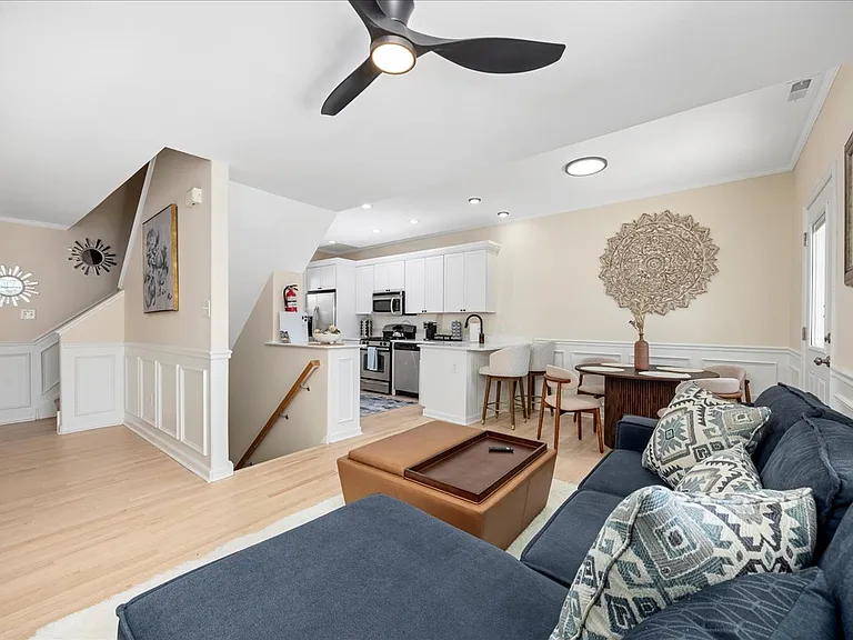 5123 Ventnor Ave #B — Photo 40
