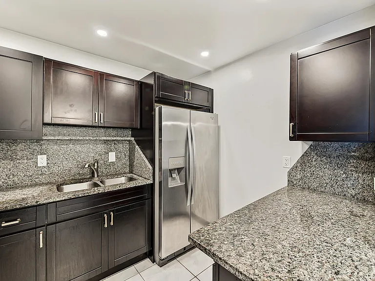 6447 Bay Club Dr #1 — Photo 13
