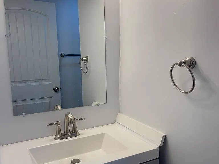 108 Elm St #3 — Photo 12