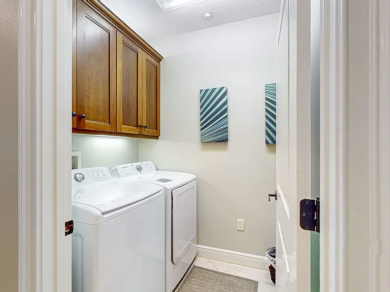 Laundry Room Cabinet