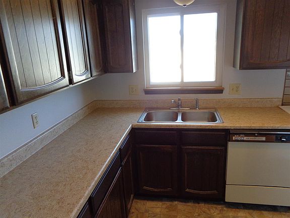 2nd image of 2930 Kathy Jo Ln