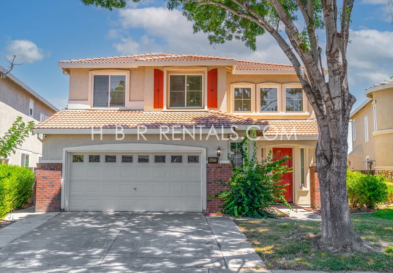 5 bed, 3.0 bath, 2452 sqft, $3,050 — Photo 1