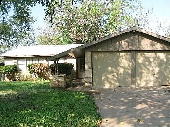 1st image of 1510 Douglas Dr