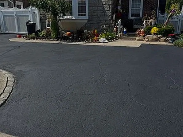 2462 Oceanside Rd, Oceanside, NY 11572