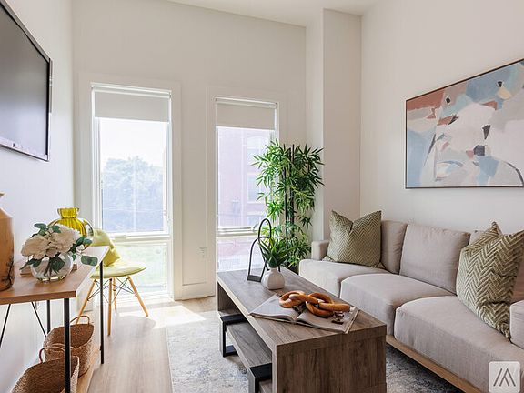 3rd image of 373 Communipaw Ave #510