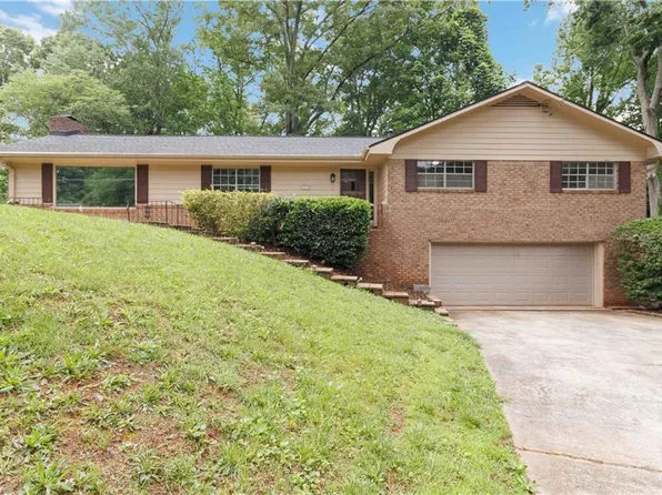 3279 Guynelle Dr, Marietta, GA 30066